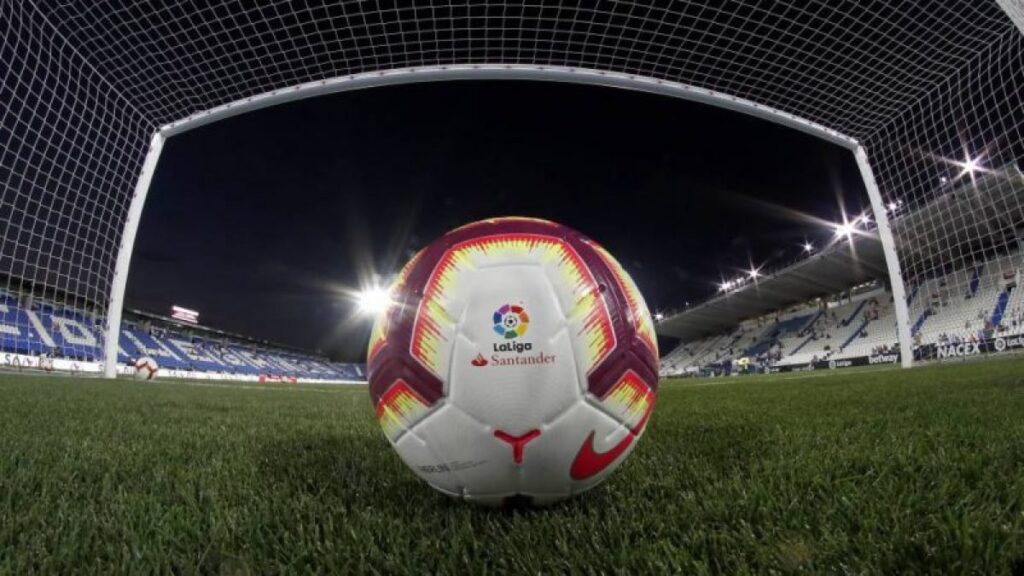 Севилья — Валенсия: прогноз и ставка на матч от профессионалов