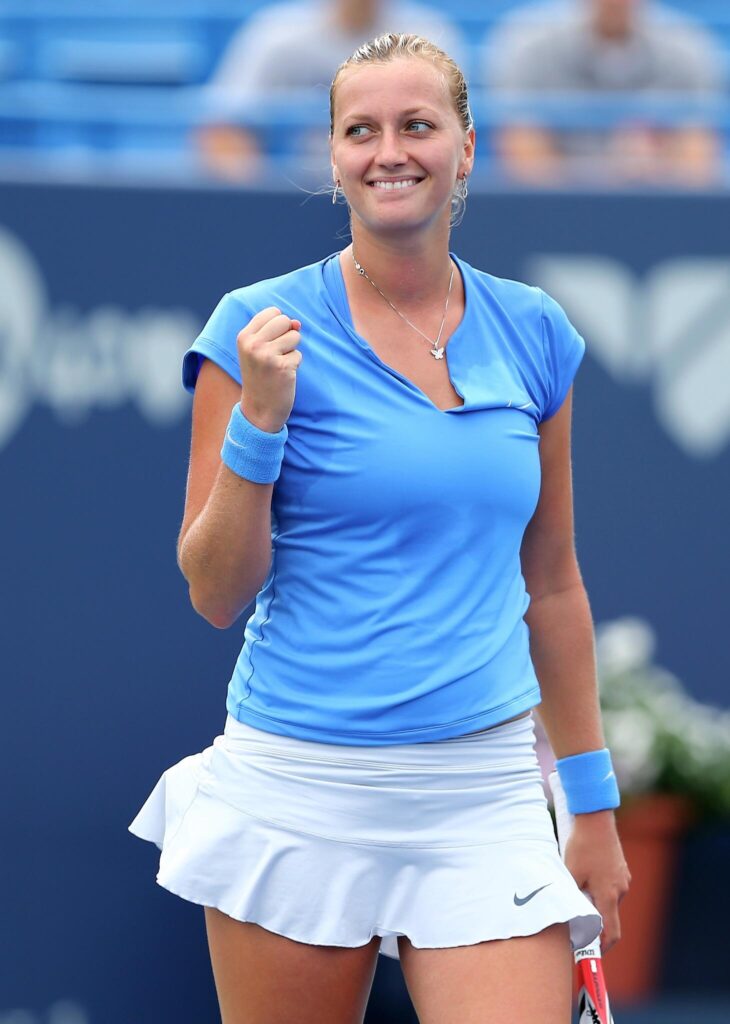 Юле Нимайер — Петра Квитова: прямая видеотрансляция, смотреть онлайн 08.02.2022