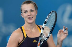 Анастасия Павлюченкова – Мари Боузкова: 1/32 финала в Дубае