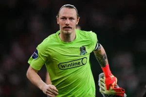 Матвей Сафонов вратарь