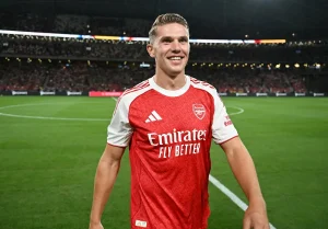 Виктор Гекереш ФК Арсенал